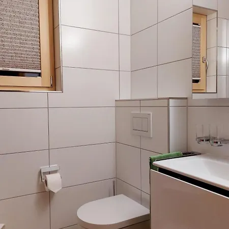 Apartamento Brunnquell Appartement-fewo- Dusche Oder Bad- Wc 4 1-2 Zimmerwohnung- 6-betten By Interhome
